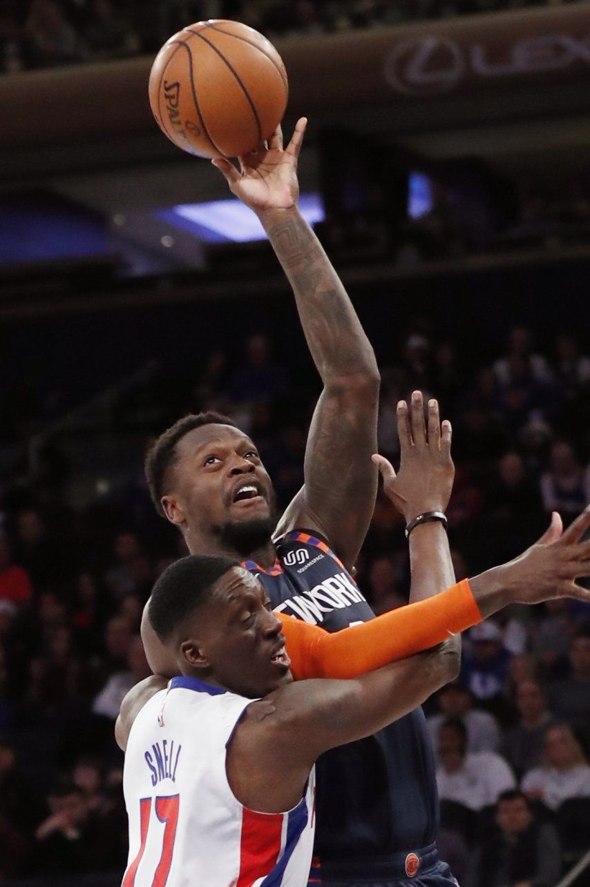 Knicks limitan a Pistons en el último periodo para ganar