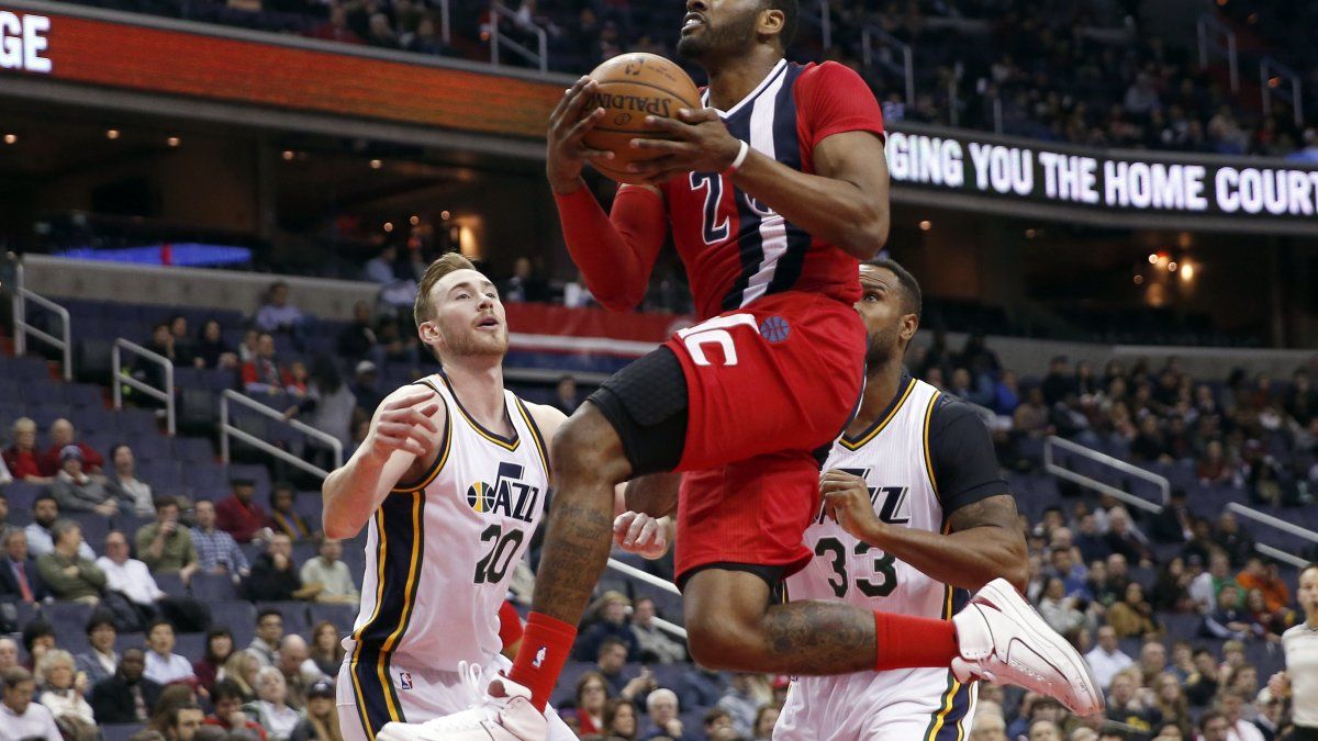 Gortat y Wall guían a Wizards para vencer 103-89 al Jazz