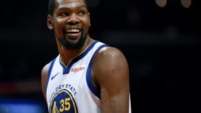 Los Warriors acaban con los Clippers y jugarán con los Rockets tras una noche mágica de Durant