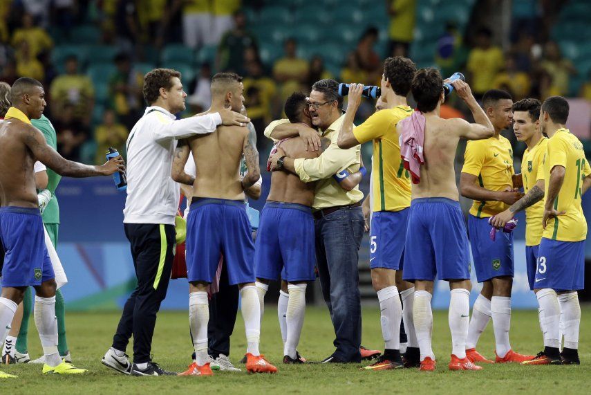 Brasil despierta en el fútbol olímpico