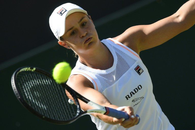 Barty, número uno del mundo, suma y sigue en Wimbledon