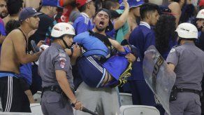 Juez libera a hinchas chilenos arrestados por violencia