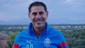 Fernando Hierro es nuevo director deportivo de las Chivas
