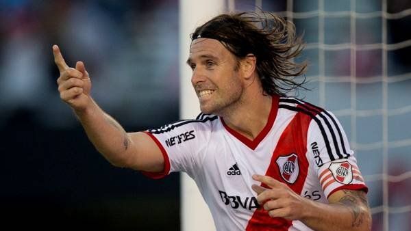 Cavenaghi se despide del fútbol