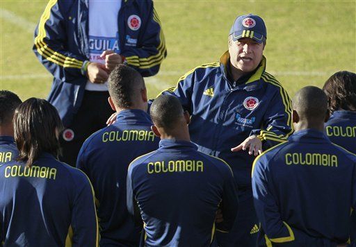 América: Gómez no pondrá un hombre sobre Messi