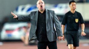Rafa Benítez renuncia a dirección del club chino Dalian Pro