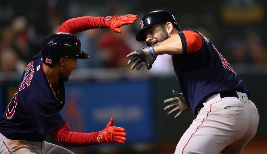 Medias Rojas vencen a Atléticos 7-3 en 8vo triunfo al hilo