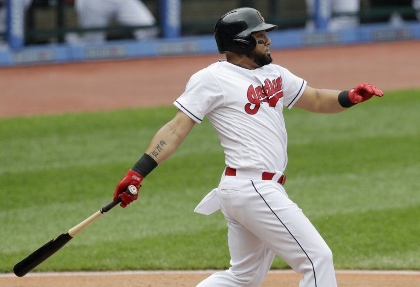 Indios separan al dominicano Melky Cabrera del roster