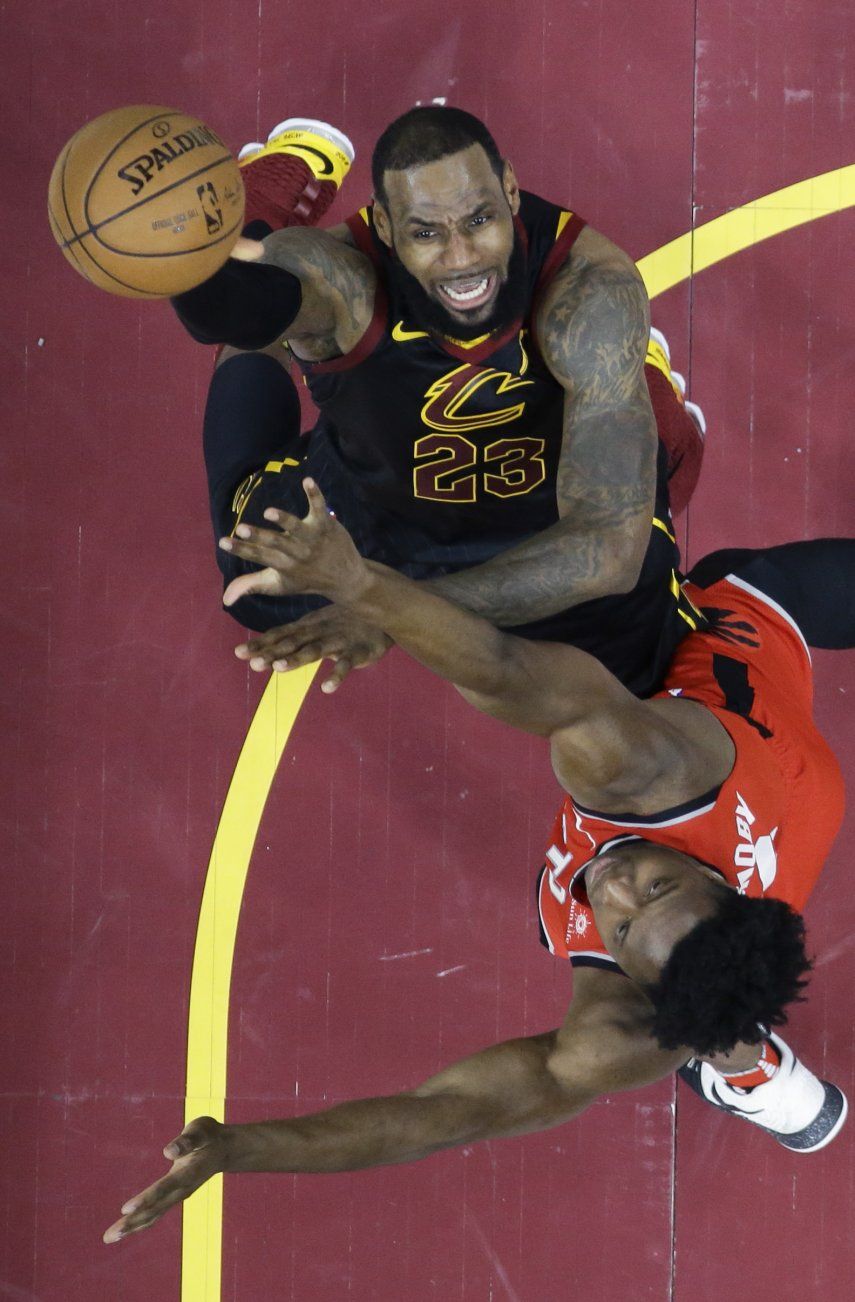James y los Cavaliers completan la barrida sobre Raptors