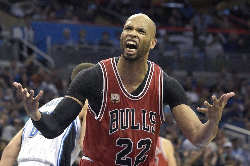 Bulls, más lejos de playoffs, tras caer ante Magic