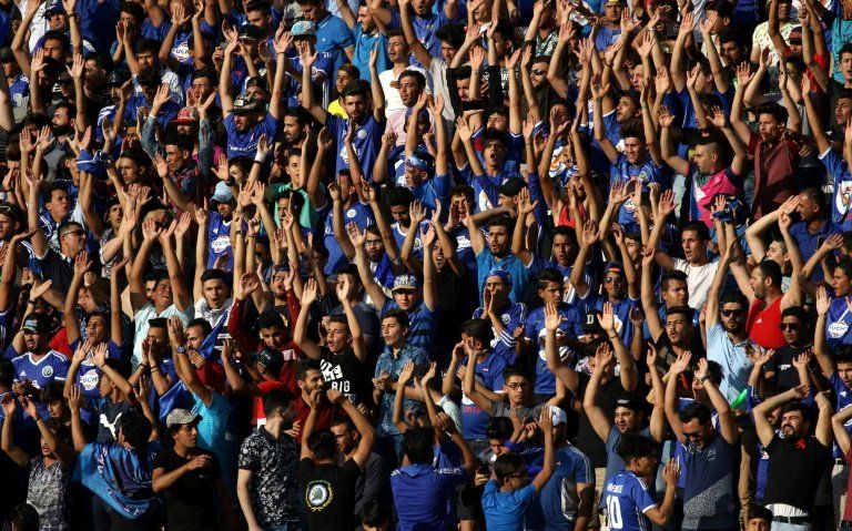 Hinchas entusiastas y con esperanza en regreso del fútbol internacional a Irak