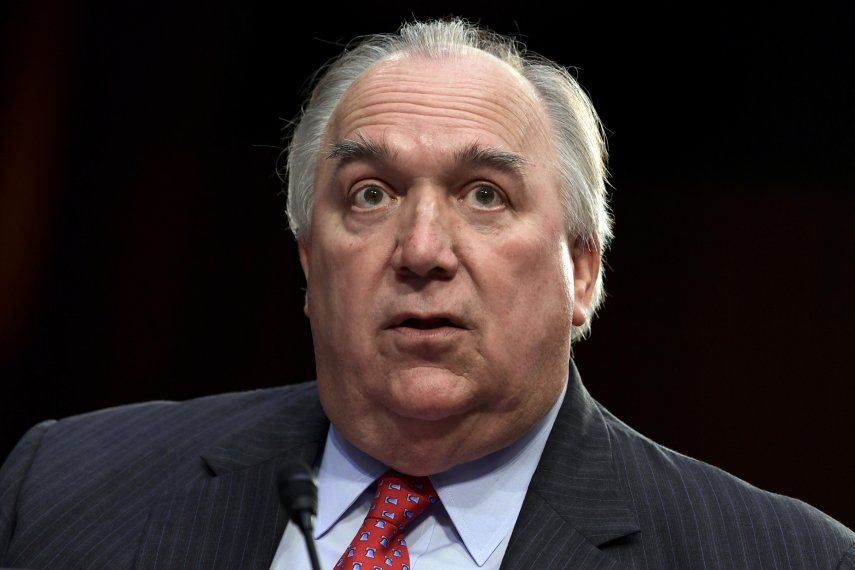 Presidente de Michigan State renunciará la próxima semana