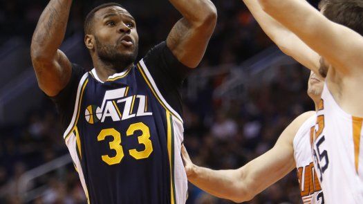 Hood y Jazz endilgan nueva derrota a los Suns
