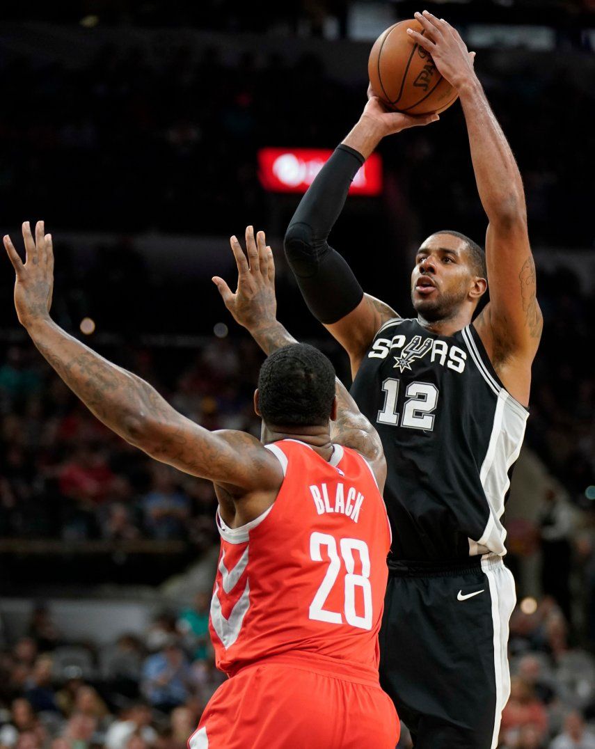 Aldridge logra ‘doble doble’; Spurs arrollan a Rockets