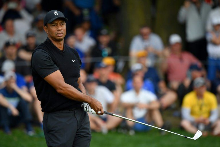 Koepka sigue en buen paso en el PGA Championship y Woods falla el corte de segundo día