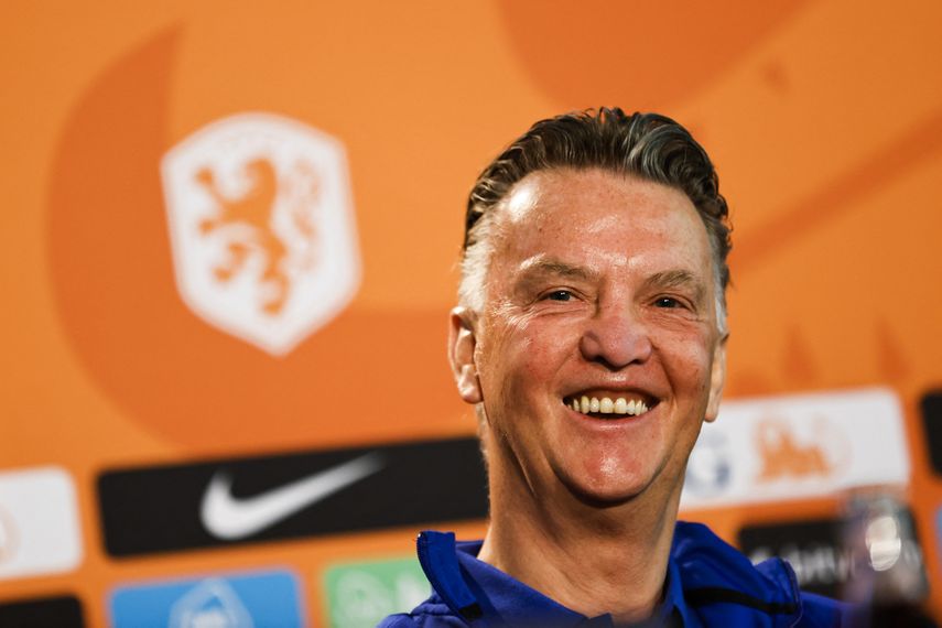 Qatar 2022: Louis van Gaal