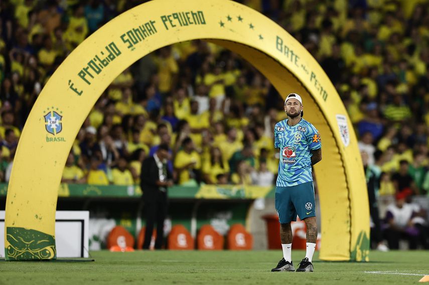 Brasil informó que Neymar reflejó una buena evolución luego de la resonancia