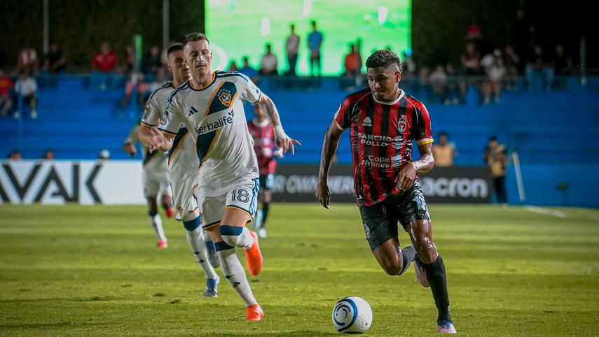 Concachampions: Sporting San Miguelito y LA Galaxy igualaron en la ida