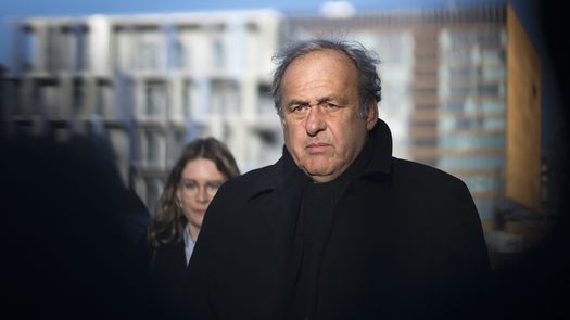 Michel Platini sufre robo de varios de sus trofeos en su casa