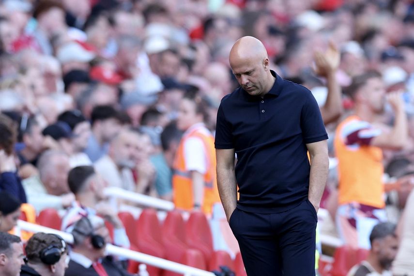 El Liverpool despidió a su entrenador Arne Slot