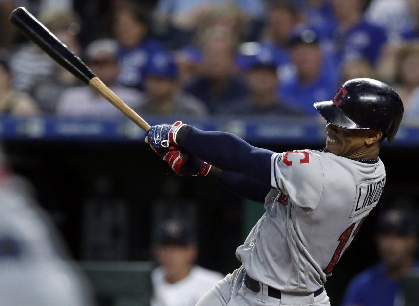 Lindor pega grand slam e Indios arrollan 9-3 a los Reales