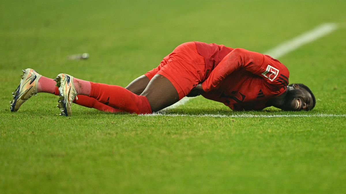 Alphonso Davies sufre rotura de ligamentos cruzados y es baja con el Bayern Múnich