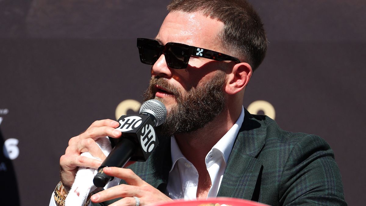 Caleb Plant reacciona después de la derrota ante Canelo