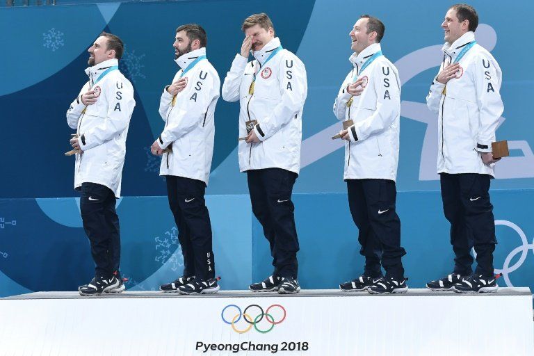 Estados Unidos gana el oro por primera vez en curling