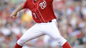 Strasburg impone marca de ponches