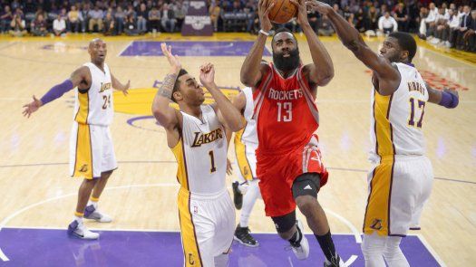 Harden anota 31 y Rockets vencen 112-95 a Lakers