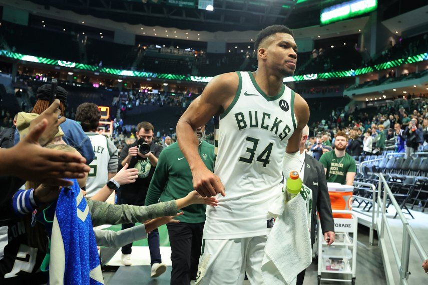 NBA: Giannis Antetokounmpo Anotó 64 Puntos, Nueva Marca Personal Y De ...