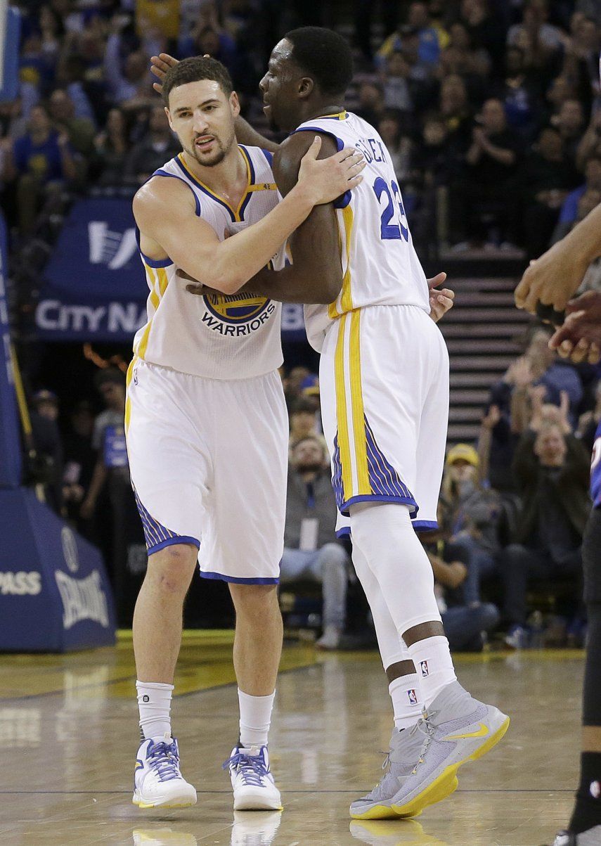 Curry, Durant y Thompson superan los 20 puntos ante Pistons