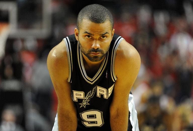 Los Spurs quedan a una victoria de eliminar a los Blazers en la NBA