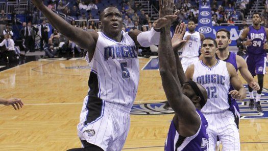 Magic derrotan a Kings con 32 puntos de Oladipo
