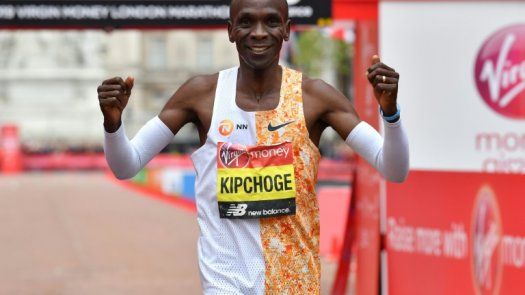 El keniano Kipchoge gana su cuarto maratón de Londres