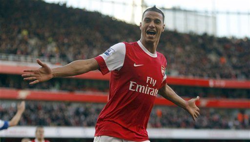 Inglaterra: Manchester United empata; Arsenal gana