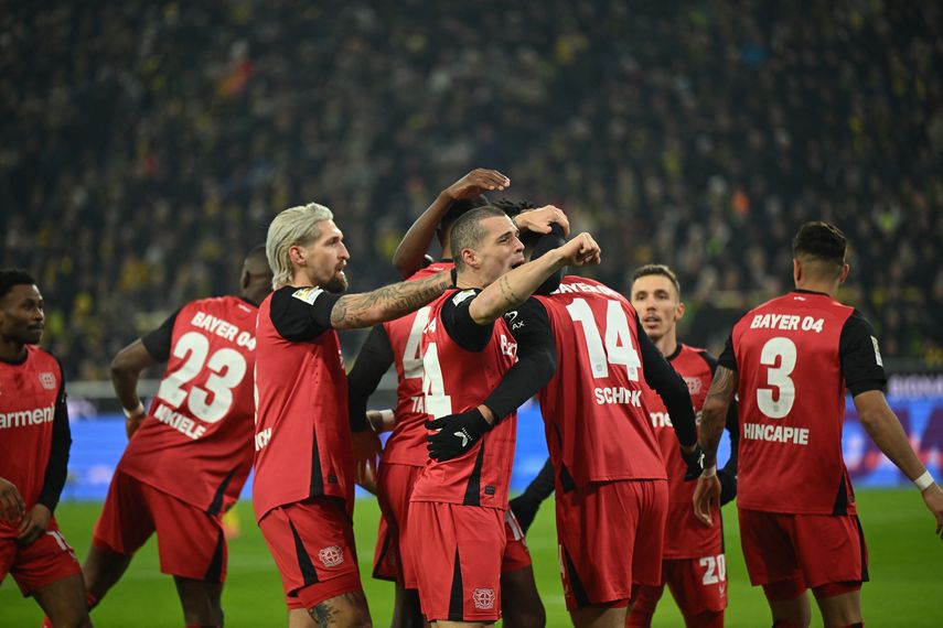 Bayer Leverkusen le gana al Borussia Dortmund en la jornada 16