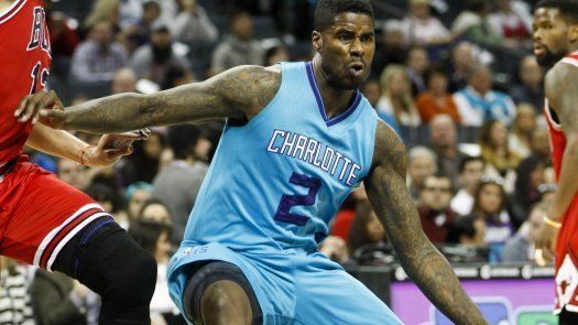 Hornets supera desventaja de 19 puntos al vencer a Bulls