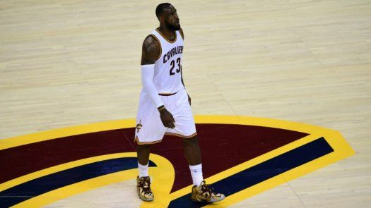 NBA: LeBron dice no hay espacio para las armas tras violencia