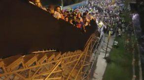 Escaleras en Maracaná se mueven bajo el gentío