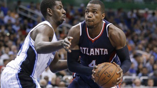 Hawks remontan en 4to periodo y vencen a Magic