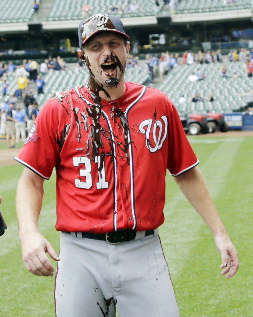 Scherzer lanza pelota de 1 hit y poncha 16, ganan Nacionales