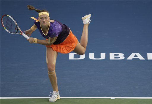 Kvitova y Wozniacki debutan con triunfos en Dubai