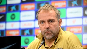 Hansi Flick quiere que el FC Barcelona luche por títulos