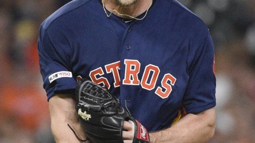 Astros ganan a Rangers 11-4 liderados por Cole y Díaz