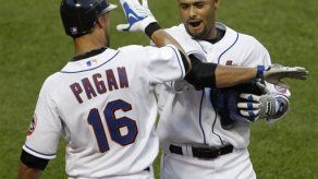 Santana conecta 1er jonrón de su carrera y da triunfo a los Mets