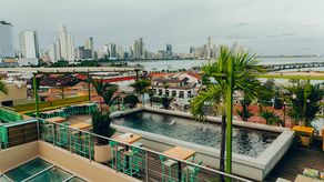 Viajero Panamá Casco Viejo: el mejor hostal en Ciudad de Panamá con rooftop y ambiente social