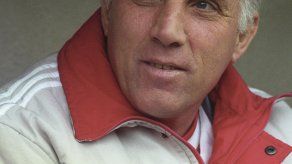 Fallece ex técnico de Liverpool