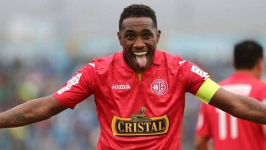 Luis Matador Tejada: Recorrido en el fútbol internacional