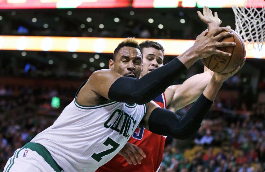 Celtics salen de mala racha con triunfo ante Wizards